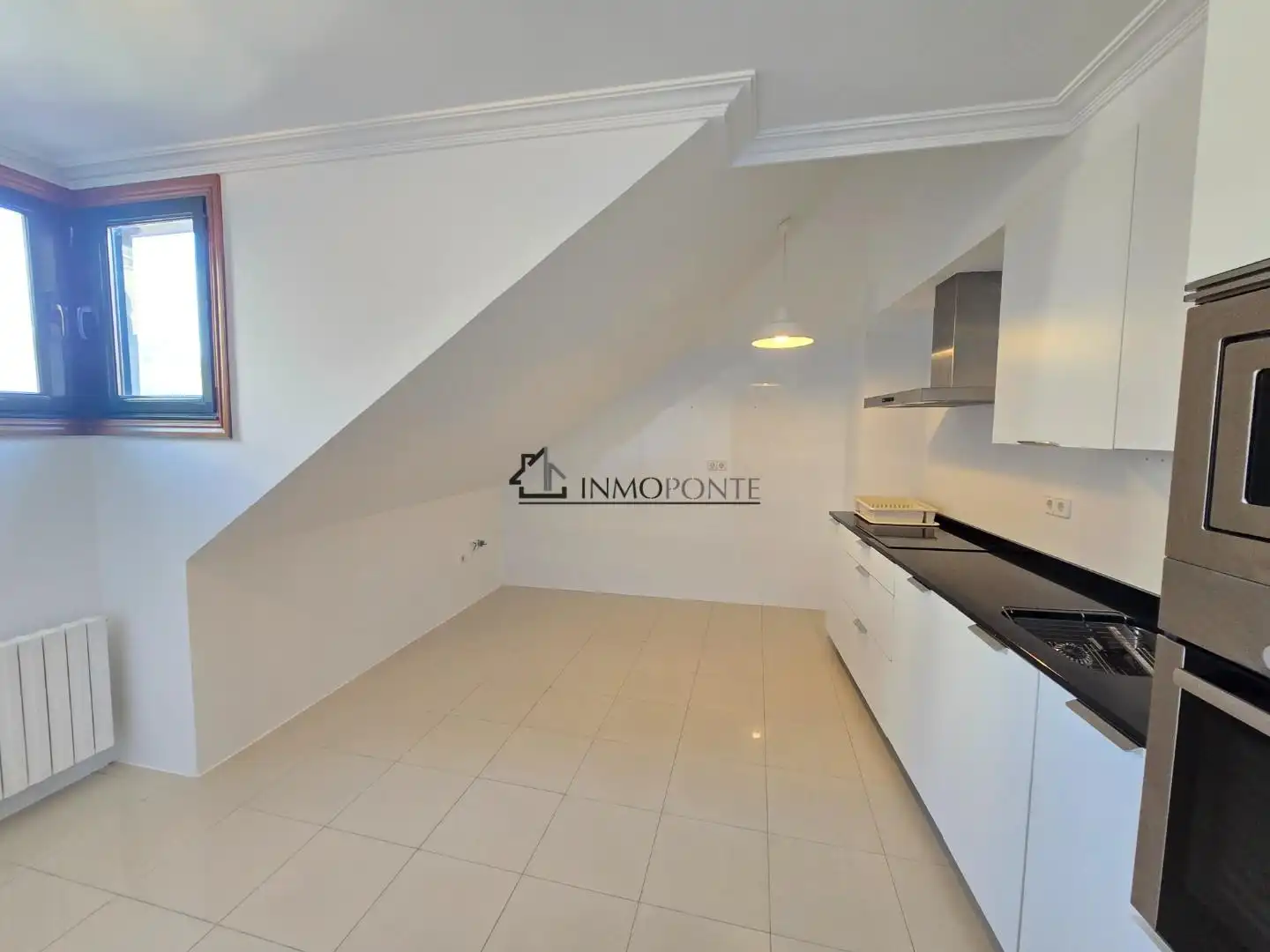 Cocina de Dúplex en venta en Pontevedra Capital 