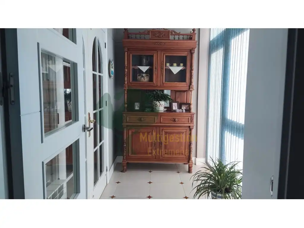 Casa adosada en venta en Cáceres