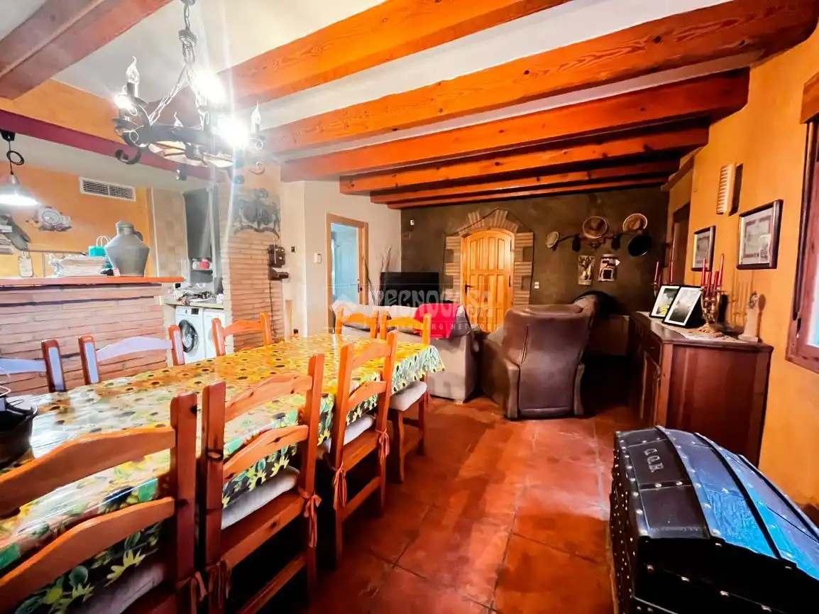 Comedor de Casa adosada en venta en Sobradiel con Calefacción y Jardín privado