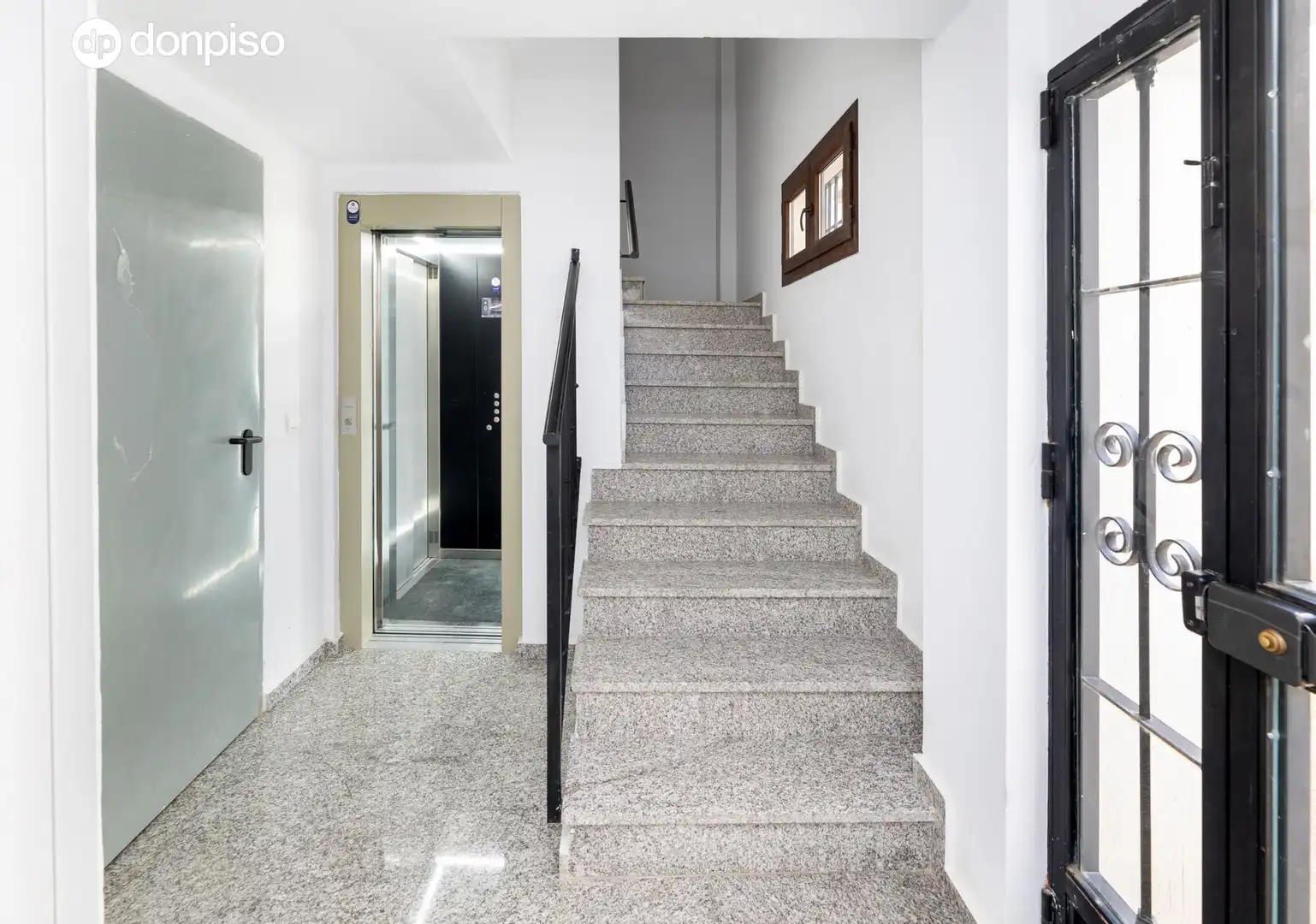 Attic for sale in Gójar  with Air Conditioner, Heating and Terrace