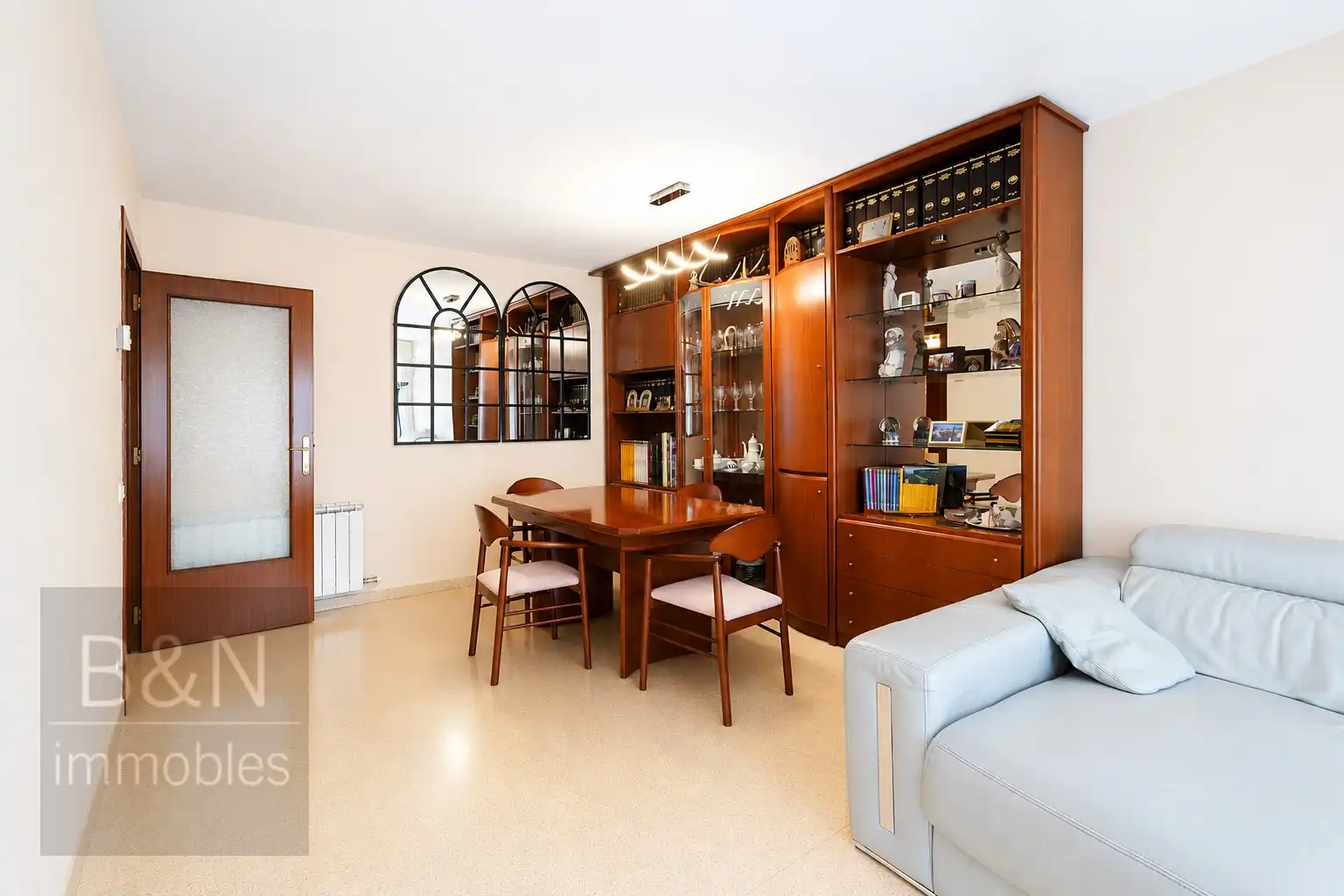 Sala de estar de Piso en venta en Terrassa con Aire acondicionado, Calefacción y Balcón