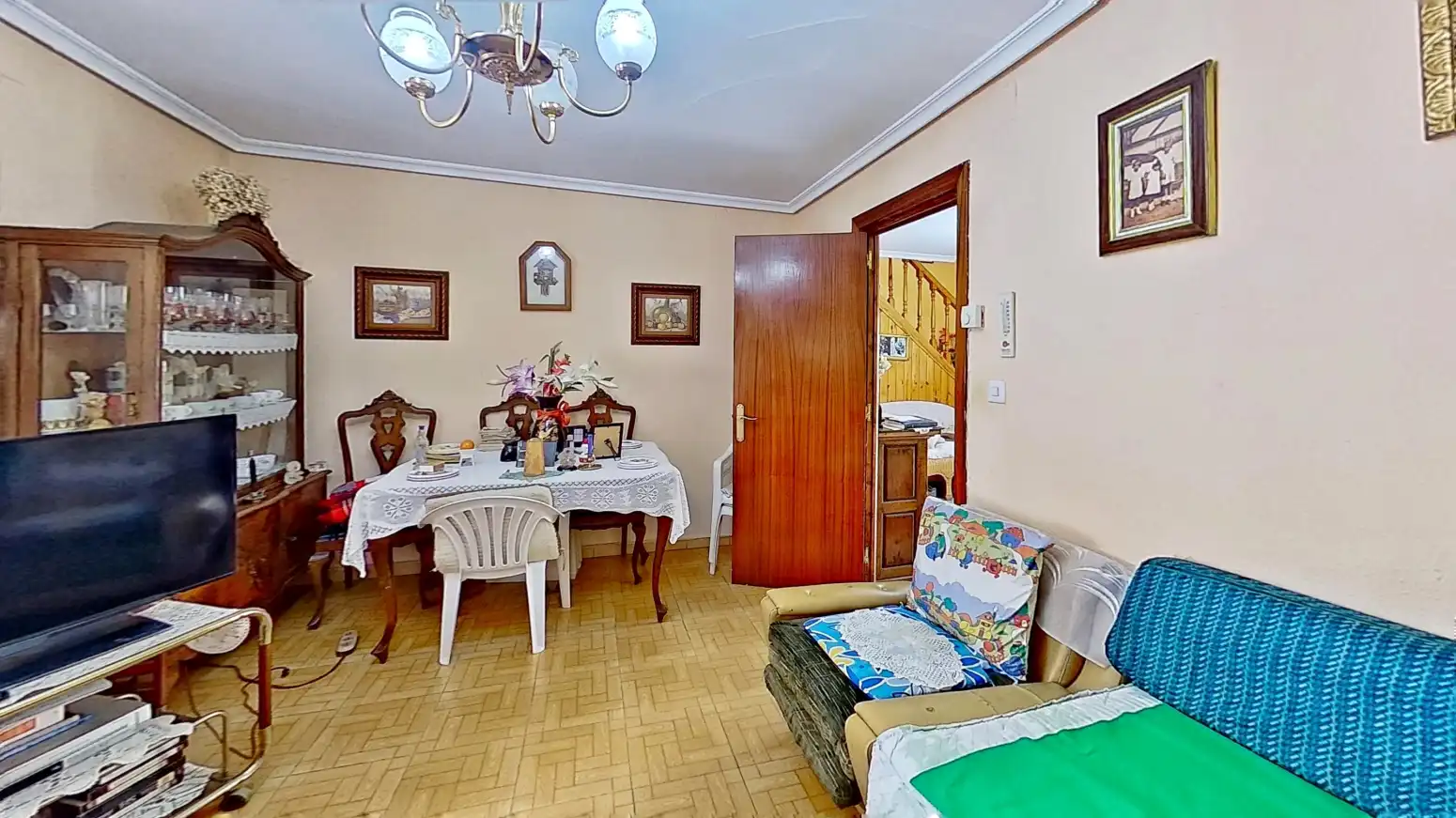 Living room of Detached homes for sale in Valderredible  with Heating, Private garden and Storage room