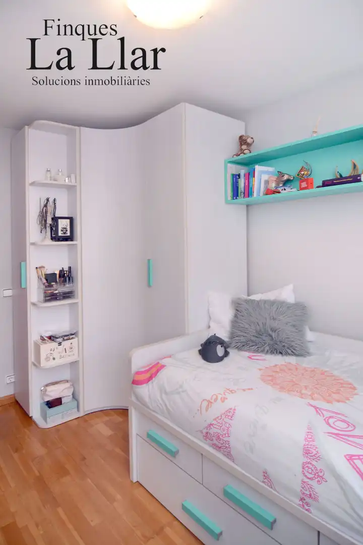 Habitación de Casa adosada en venta en Gavà con Aire acondicionado y Calefacción