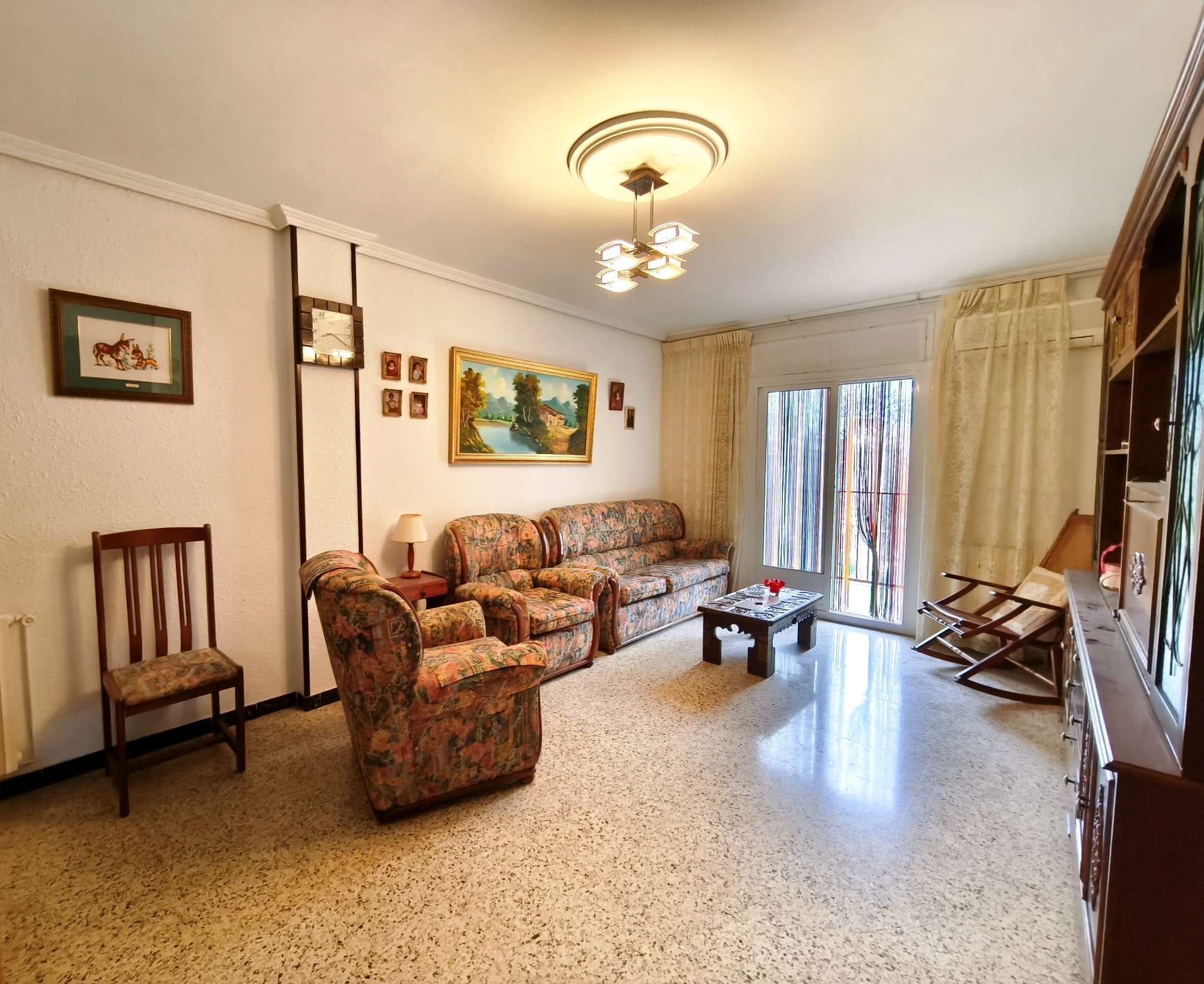 Living room of Flat for sale in  Zaragoza Capital  with Air Conditioner, Heating and Terrace