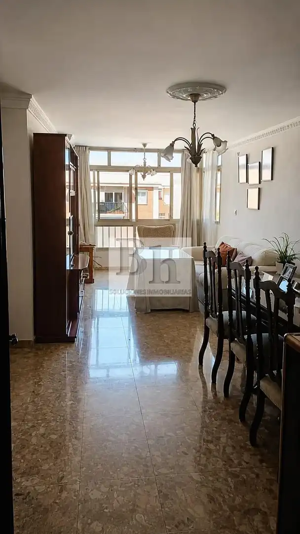Piso con ascensor en venta en Carretera de Cádiz, imagen 2