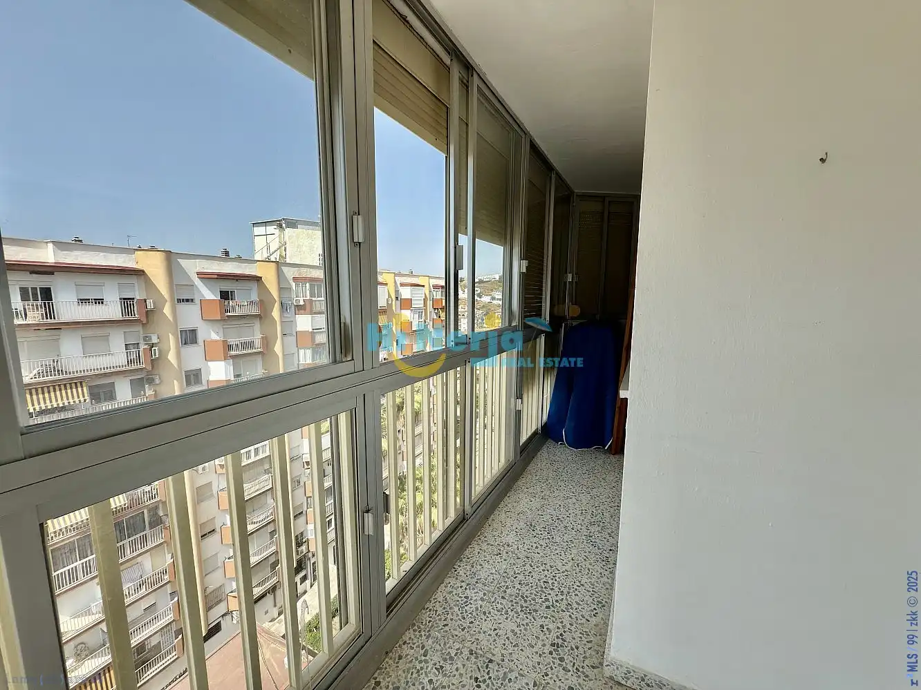 Apartamento con piscina en venta en Torre del Mar, imagen 5