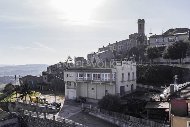 Casa-chalet en Venta en Argençola