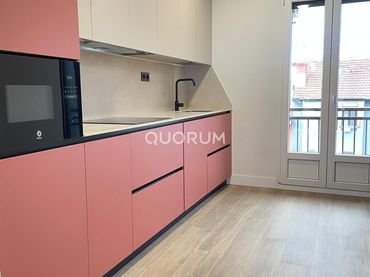 Flat with lift to rent in Calle Ramón Zabalo