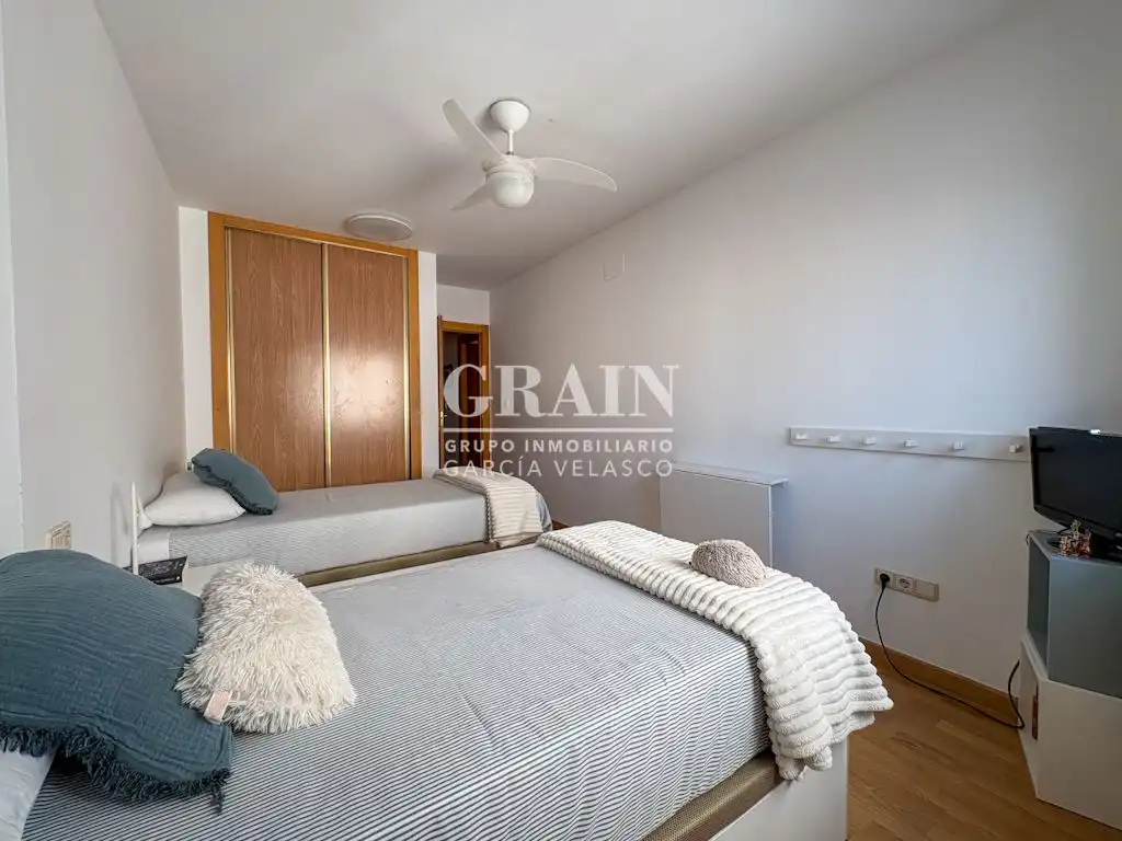 Habitación de Apartamento en venta en Albacete con Aire acondicionado y Calefacción