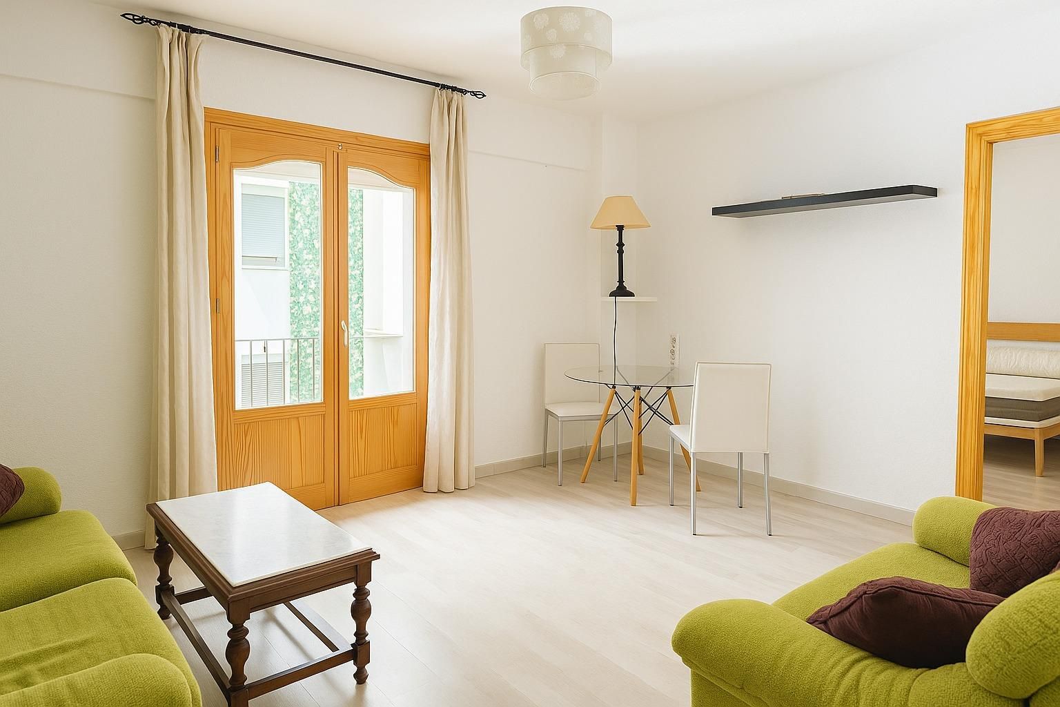 Sala d'estar de Pis de lloguer en  Granada Capital amb Terrassa i Balcó