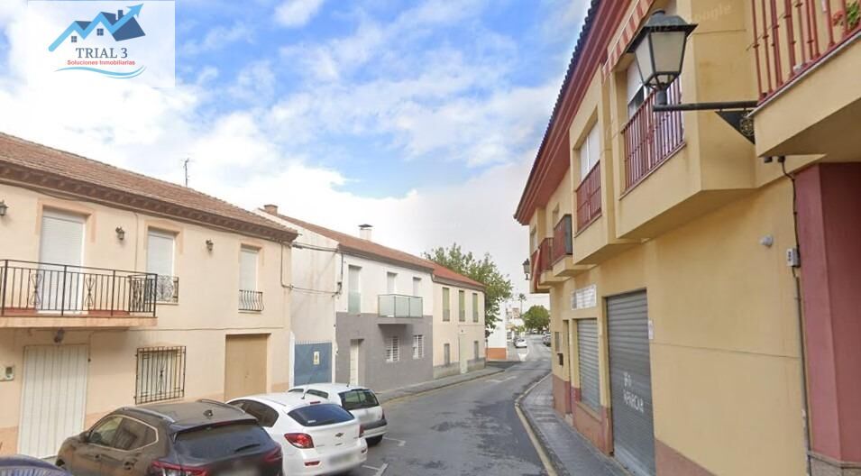 Vista exterior de Local en venda en Alhendín