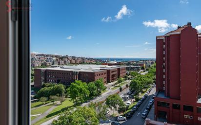 Vista exterior de Pis en venda en Santander