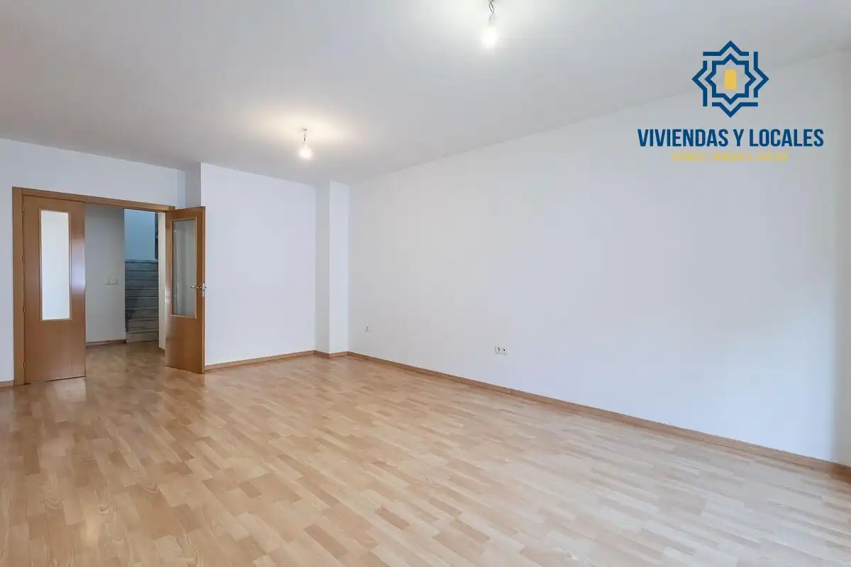 Duplexes for sale in Granada  with Air Conditioner, Heating and Terrace