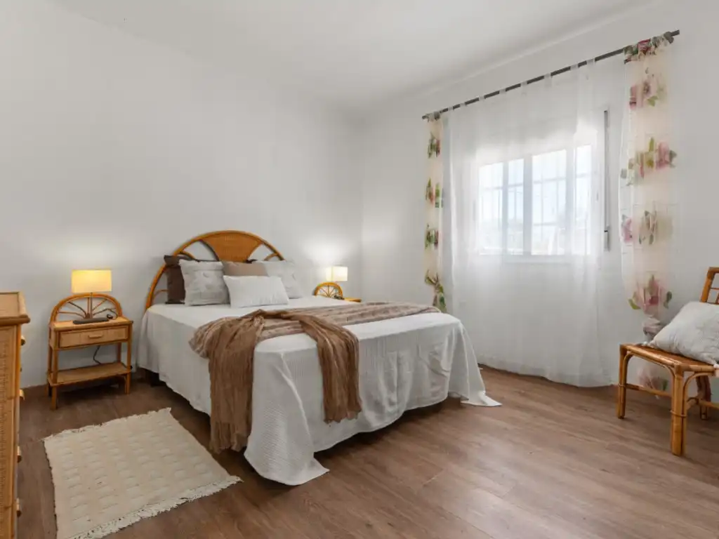 Dormitori de Casa o xalet en venda en San Vicente del Raspeig / Sant Vicent del Raspeig amb Piscina
