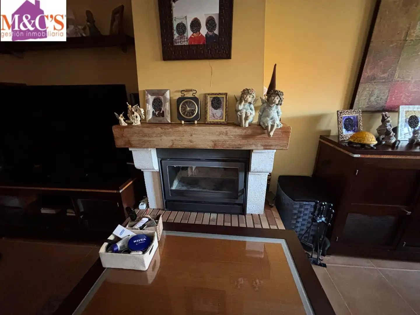 Sala d'estar de Casa o xalet en venda en Puertollano amb Aire condicionat, Calefacció i Piscina