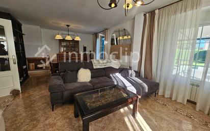 Living room of House or chalet for sale in Santa Marta de Tormes  with Swimming Pool