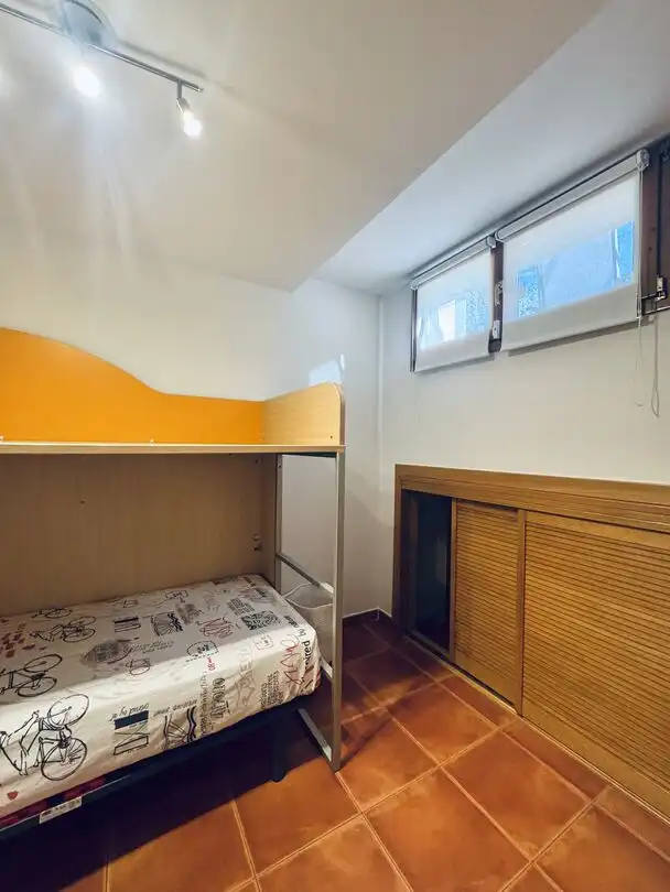Dormitori de Dúplex en venda en Donostia - San Sebastián  amb Aire condicionat, Calefacció i Terrassa