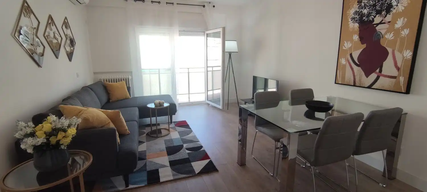 Sala de estar de Piso de alquiler en Madrid con Aire acondicionado, Calefacción y Terraza