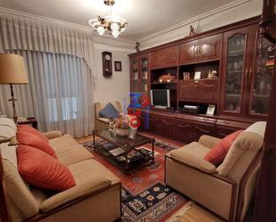 Living room of Flat for sale in Miranda de Ebro  with Heating, Parquet flooring and Terrace