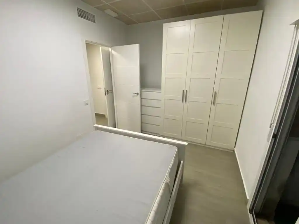 Habitación de Piso en venta en Madrid con Aire acondicionado y Amueblado