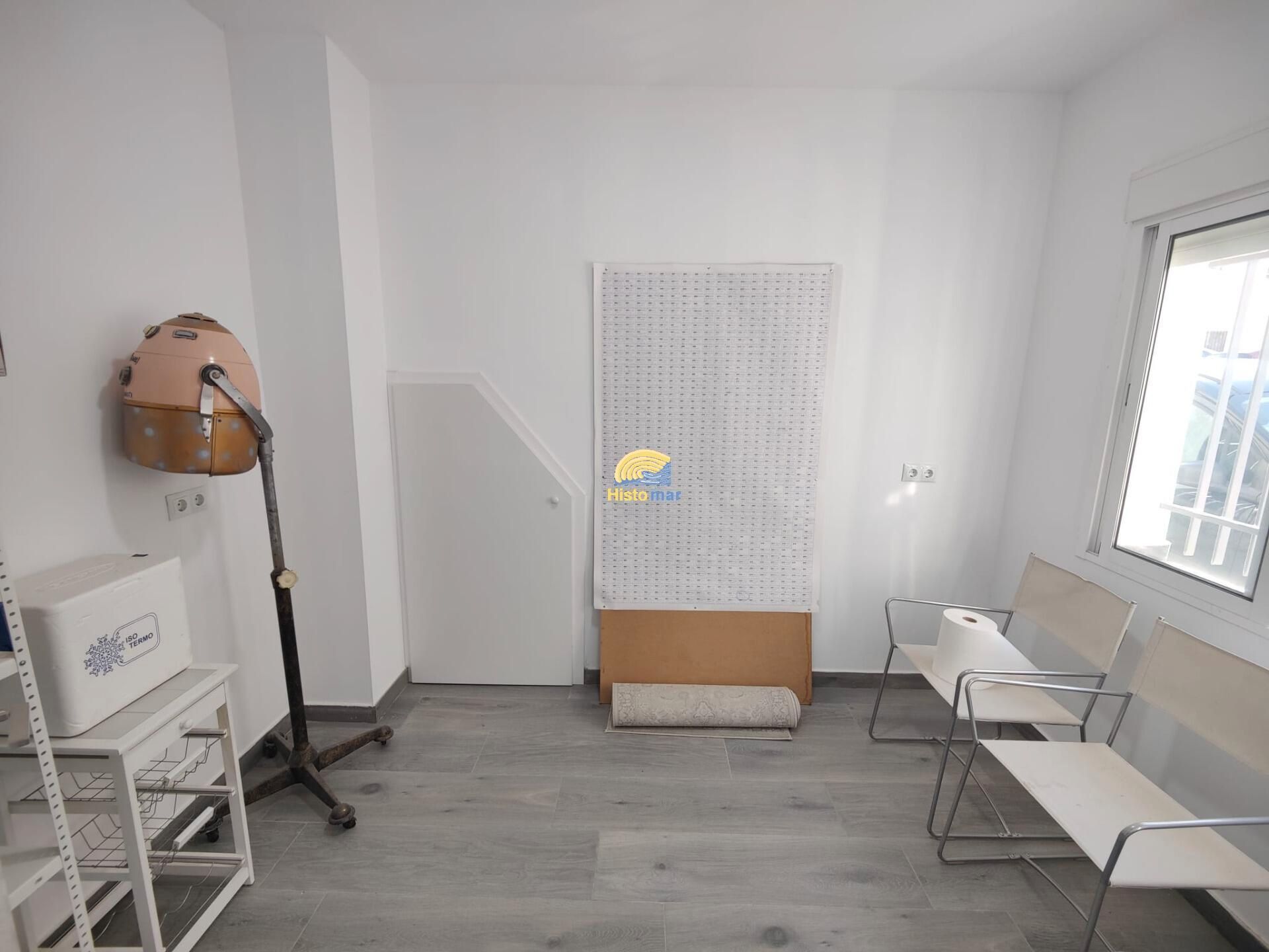 Planta baja for sale in Sagunto / Sagunt  with Air Conditioner and Terrace