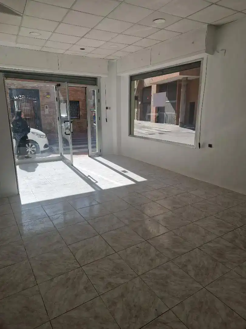 Geschaftsraum zur Miete in Zona Campus Universitario