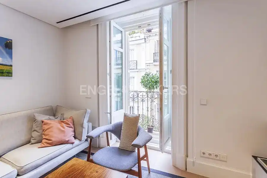 Sala de estar de Piso de alquiler en Madrid con Aire acondicionado, Calefacción y Parquet