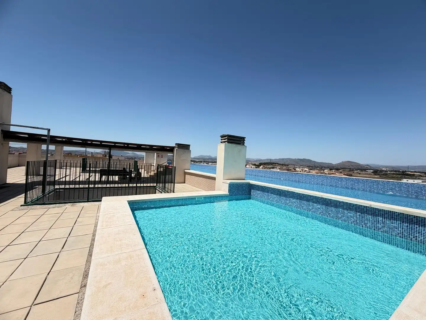 Piscina de Piso en venta en Monforte del Cid con Aire acondicionado, Parquet y Terraza