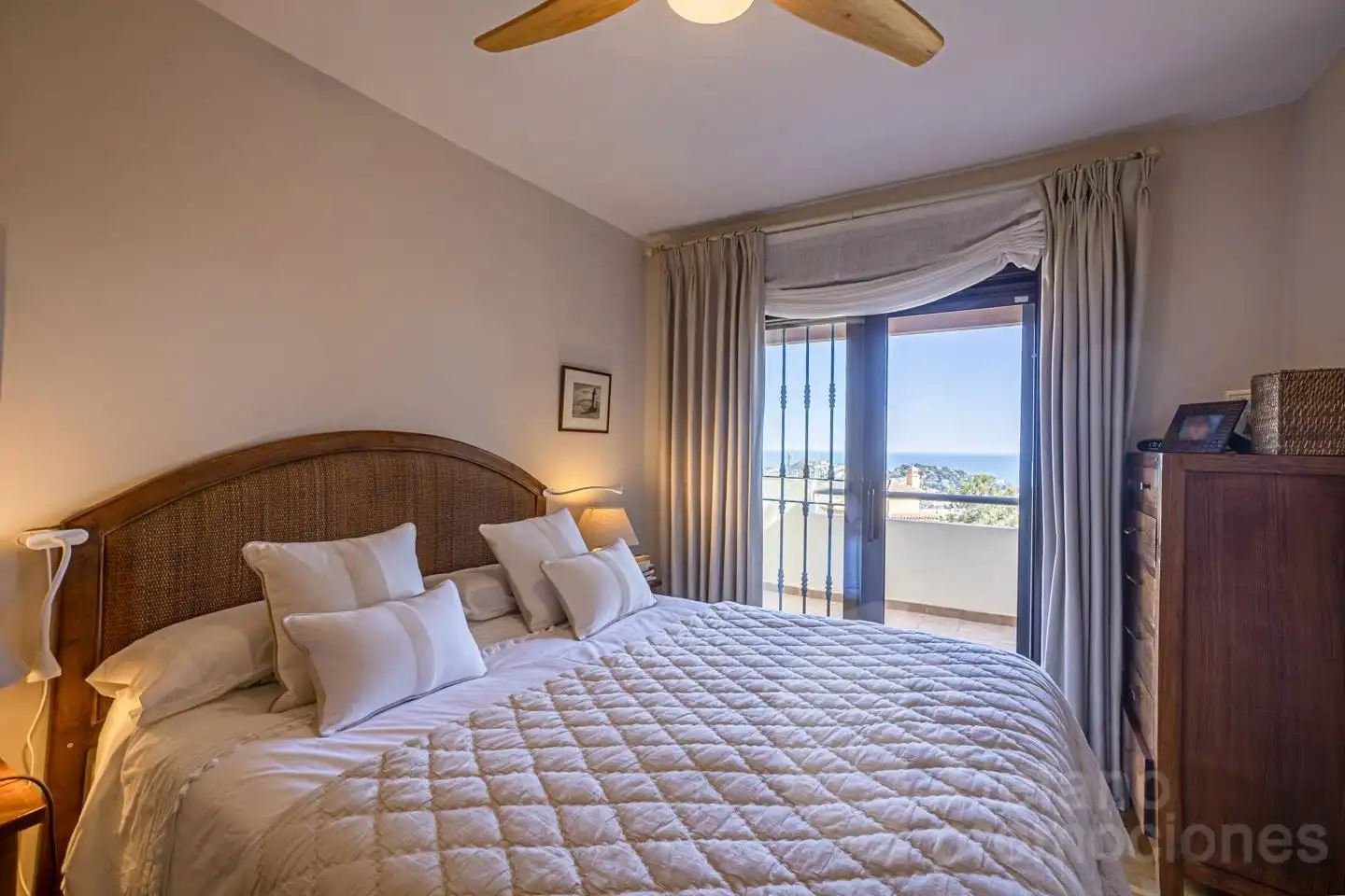 Habitación de Casa adosada en venta en Málaga con Aire acondicionado, Jardín privado y Parquet