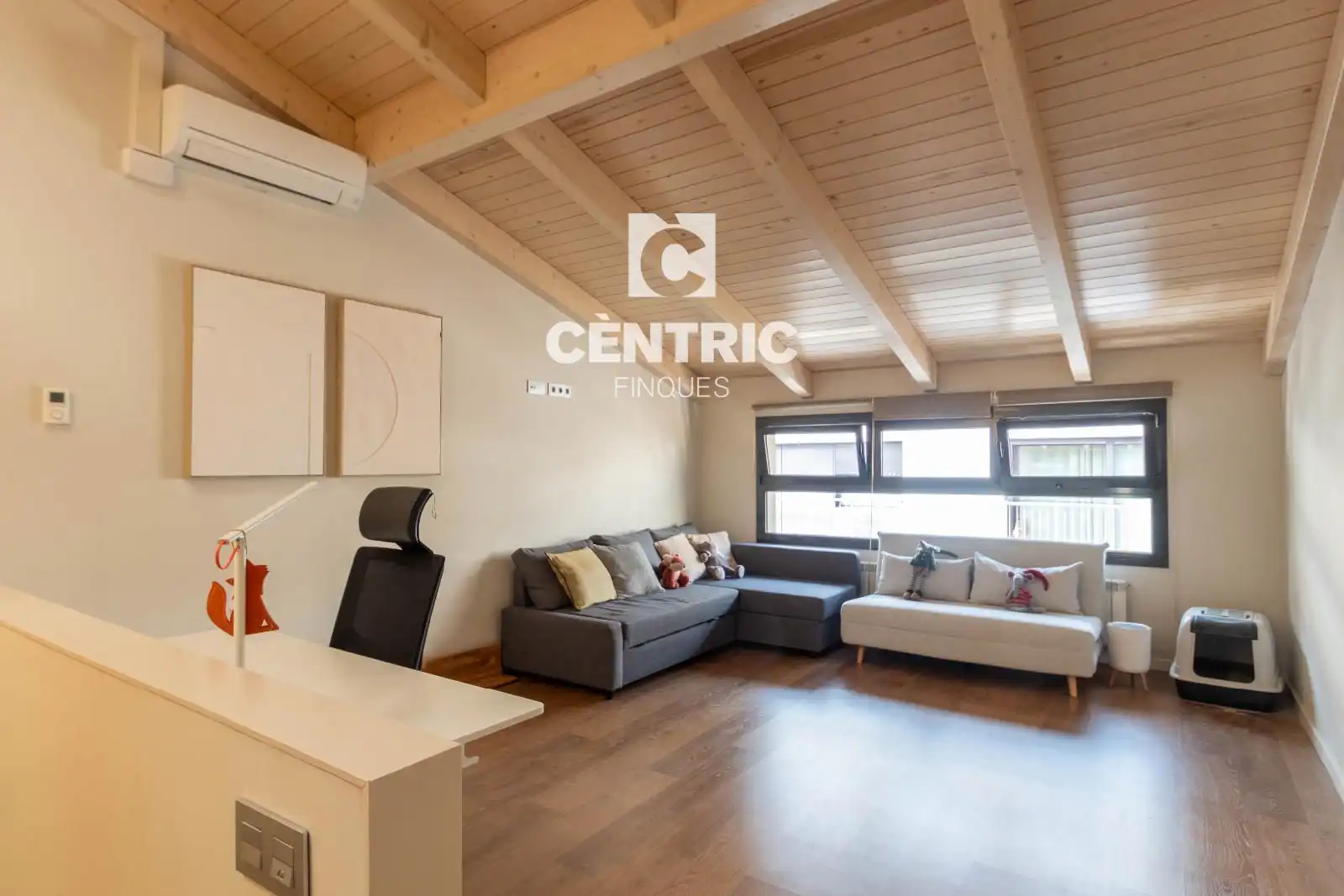 Sala de estar de Casa o chalet en venta en Terrassa con Aire acondicionado, Calefacción y Terraza