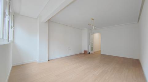 Foto 3 de Pis de lloguer a Calle de Mateo García, Ventas, Madrid