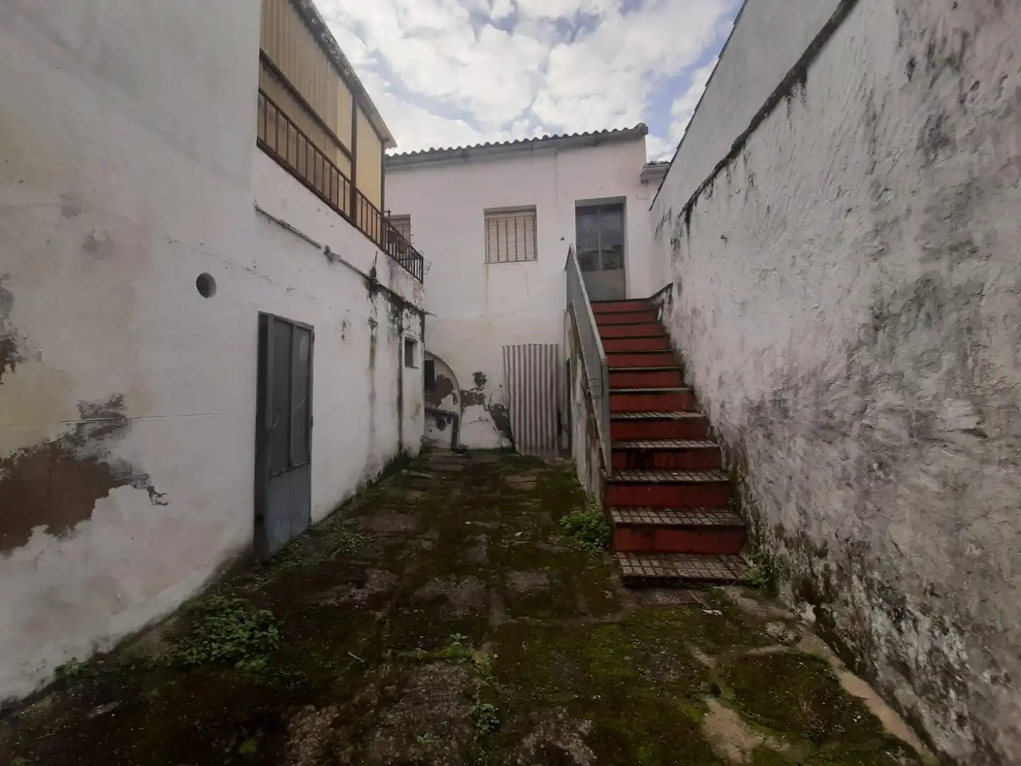 Vista exterior de Casa o xalet en venda en Casar de Cáceres amb Traster