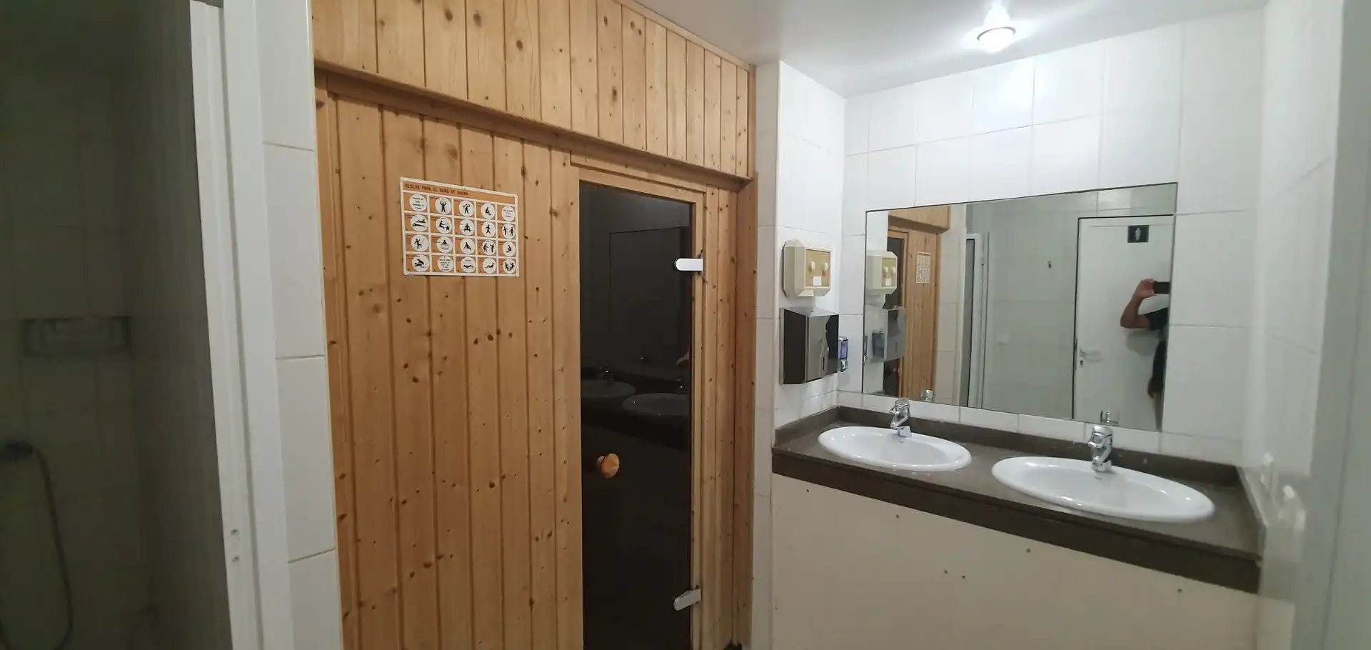 Bathroom of Flat for rent in Santa Cruz de Tenerife  with Private garden, Parquet flooring and Terrace