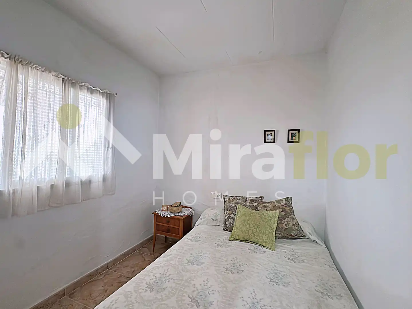 Habitación de Finca rústica en venta en Pego con Jardín privado, Terraza y Amueblado