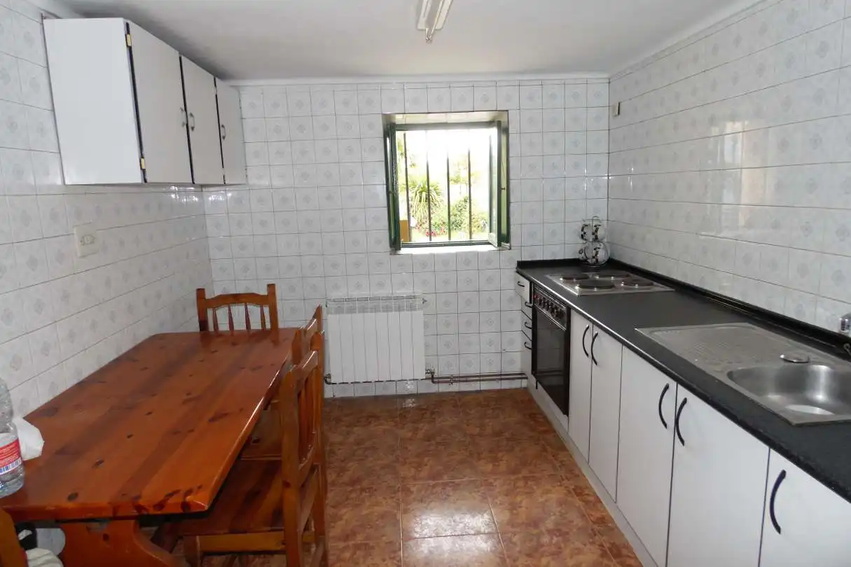 Kitchen of Houses for sale in Junta de Traslaloma  with Heating, Private garden and Storage room