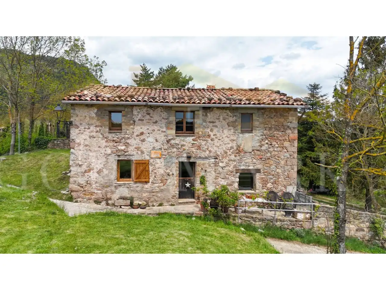 Vista exterior de Finca rústica en venta en Sant Jaume de Frontanyà con Calefacción y Jardín privado