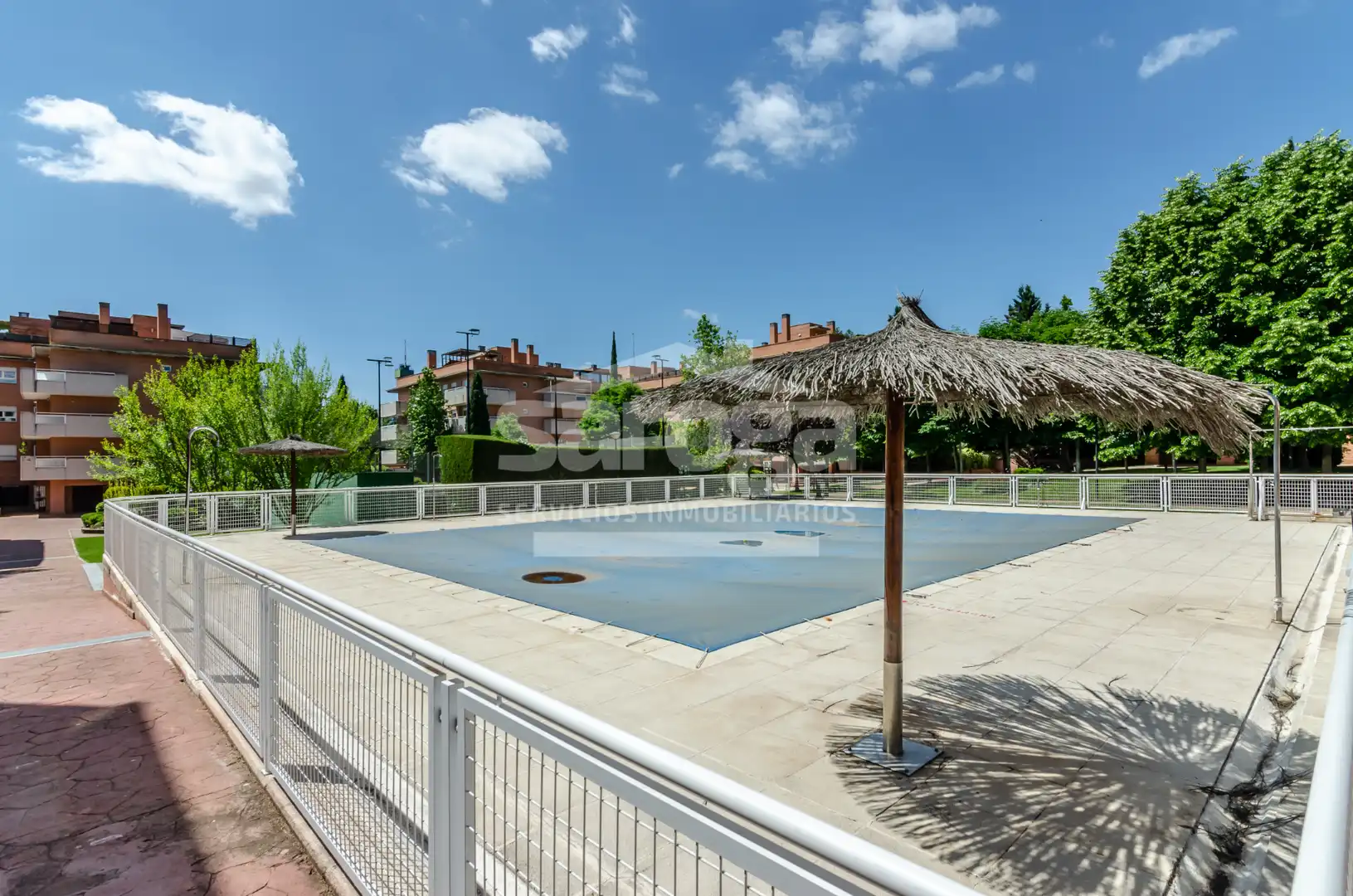 Piscina de Pis en venda en Pozuelo de Alarcón amb Aire condicionat, Calefacció i Terrassa