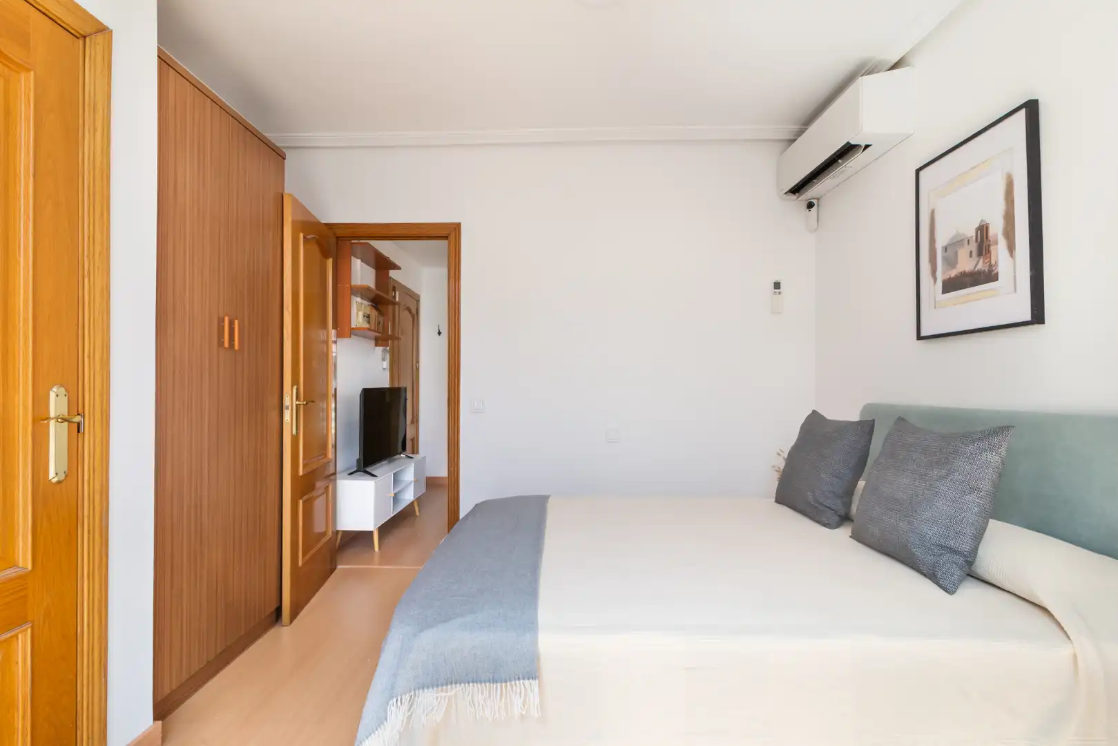 Habitación de Piso de alquiler en Madrid con Aire acondicionado, Calefacción y Amueblado