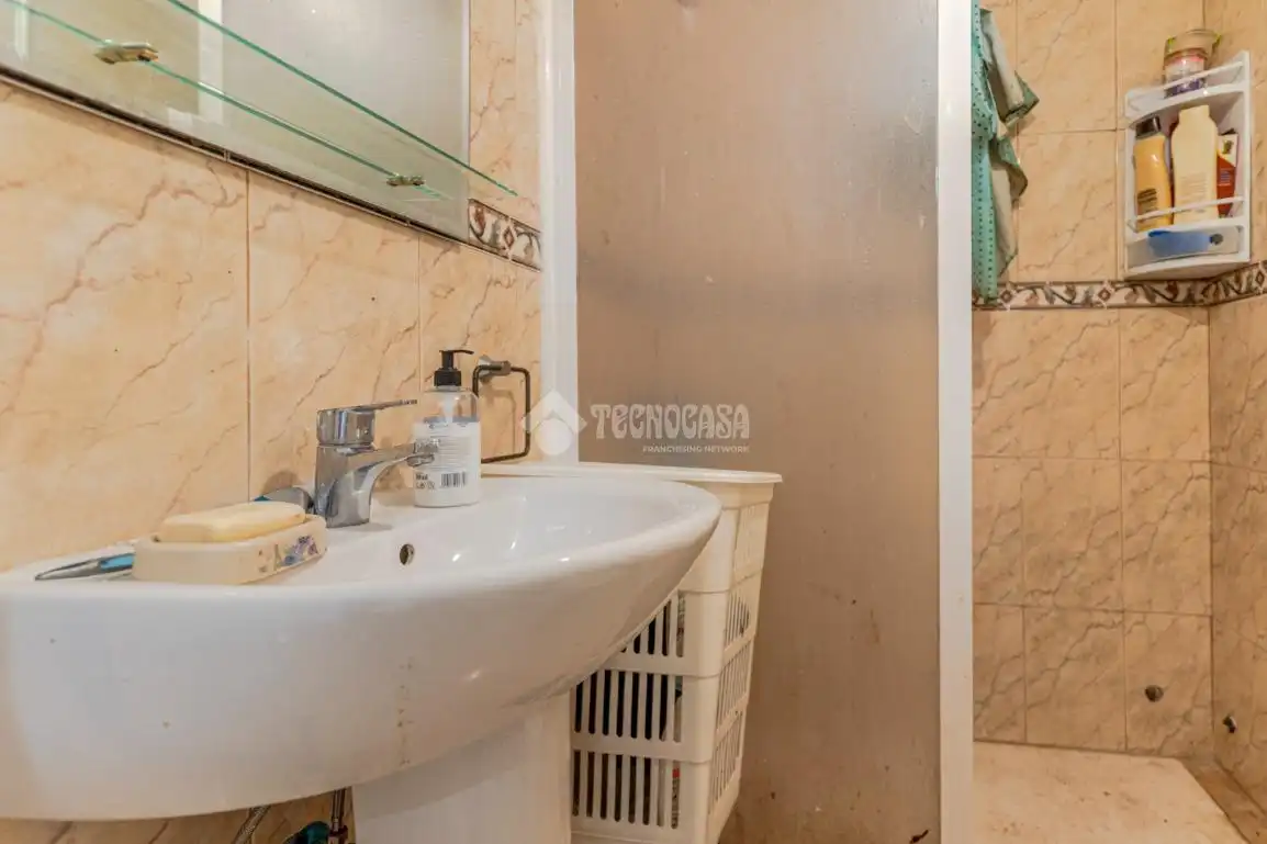 Bathroom of Flat for sale in Motril