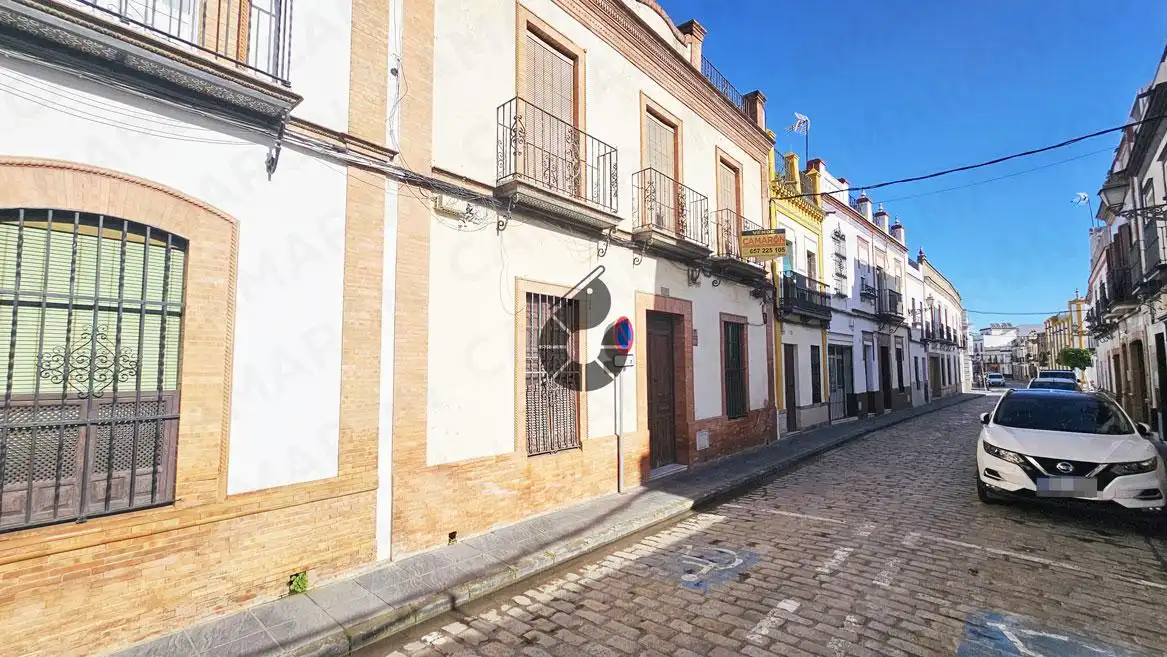 Vista exterior de Casa o chalet en venta en Coria del Río