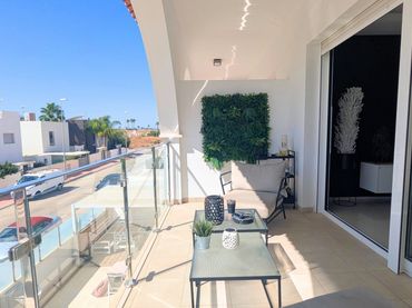 Penthouse mit Balkon zum Verkauf in Ciudad Quesada