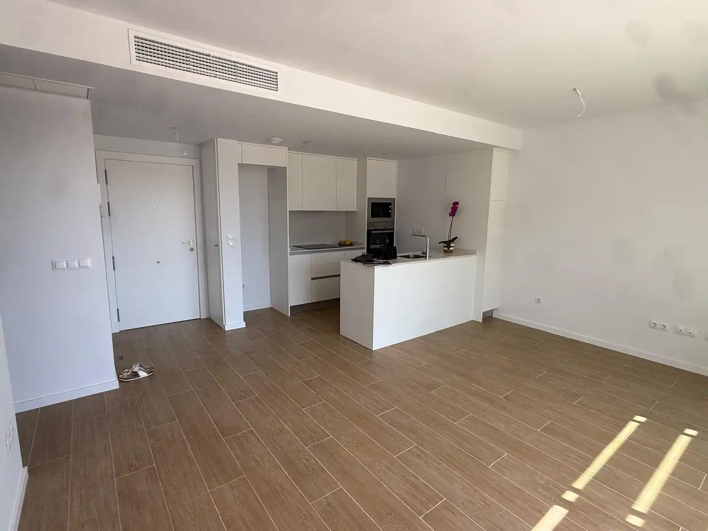 Apartamento con terraza en venta en El Montgó, imagen 2