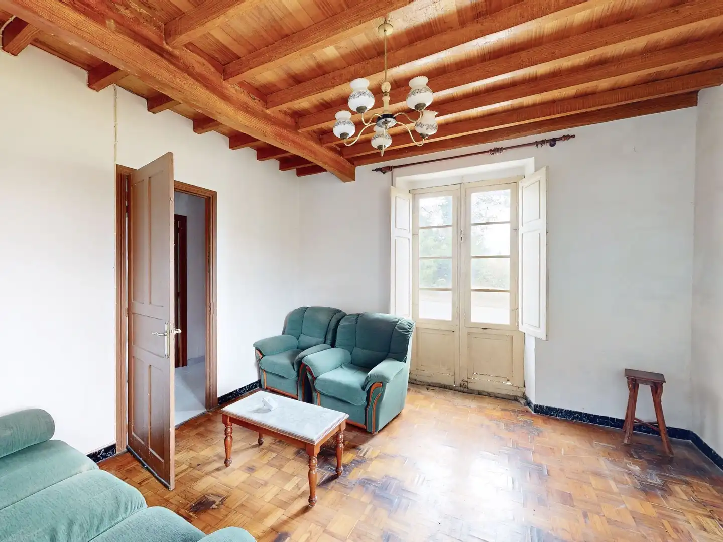Sala de estar de Casa o chalet en venta en Alfoz con Trastero