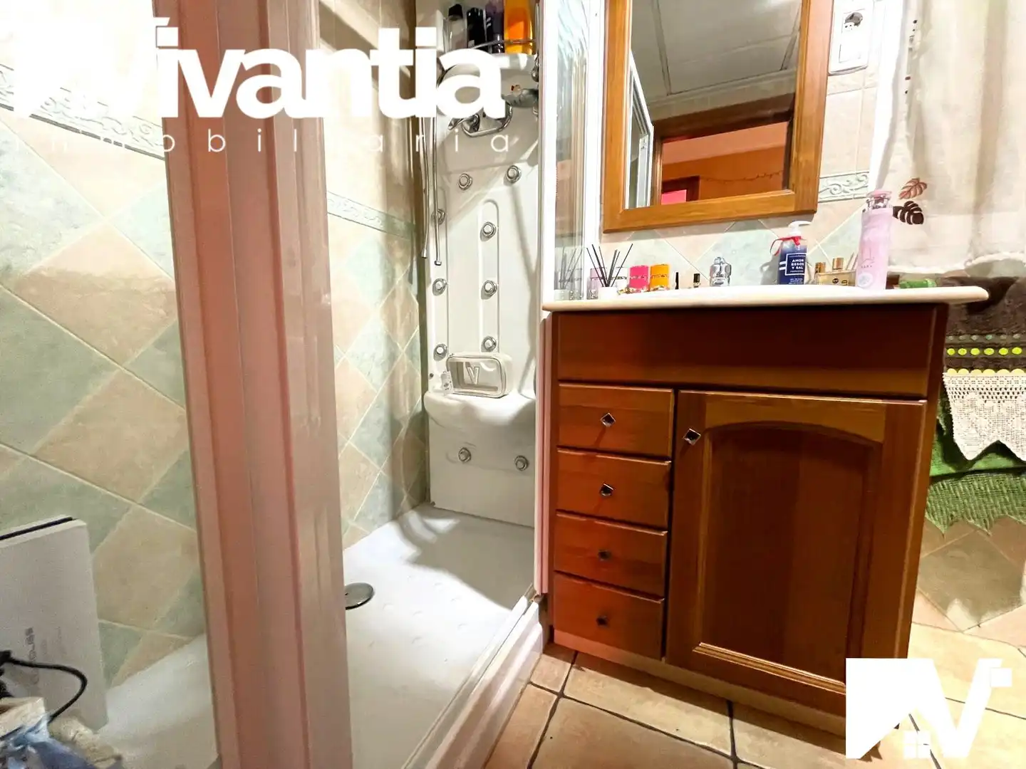 Badezimmer von Wohnung zum Verkauf in Lorca mit Klimaanlage, Heizung und Abstellraum