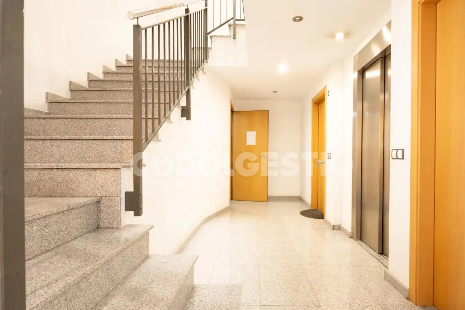 Piso en venta en Torelló con Terraza y Balcón