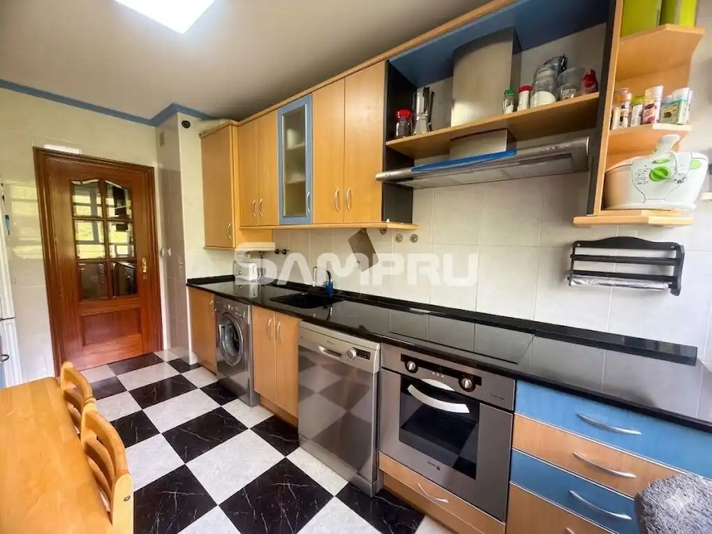 Kitchen of Flat for sale in Aramaio  with Heating and Storage room