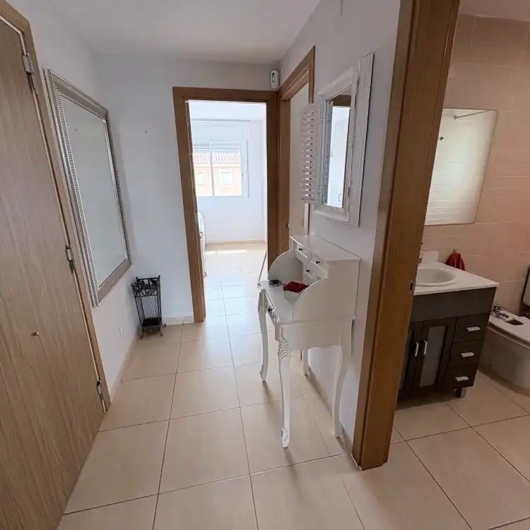Bany de Apartament en venda en Mont-roig del Camp amb Aire condicionat, Moblat i Piscina comunitària