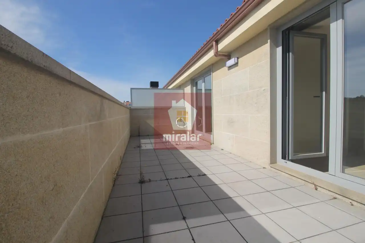 Terrace of Attic for sale in Salvaterra de Miño  with Heating and Storage room
