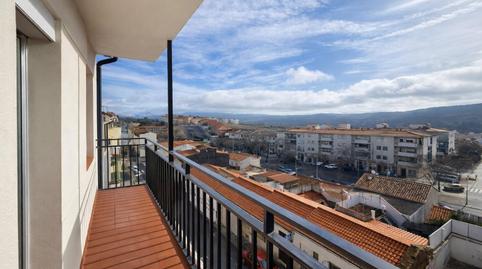 Foto 2 de Piso en venta en Calle Calle Batalla del Salado, Miralvalle - Av. Virgen del Puerto - La Data, Plasencia