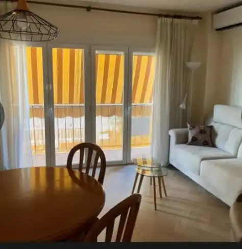 Wohnung zur Miete in Calle Agustina de Aragón, 21, Fígares